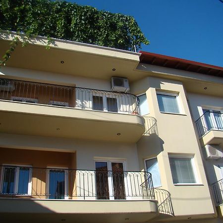 Guesthouse Nefeli Litochoron Bagian luar foto