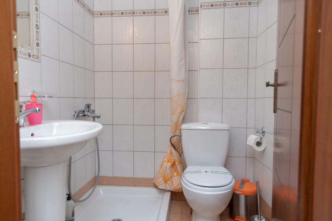 Guesthouse Nefeli Litochoron Bagian luar foto